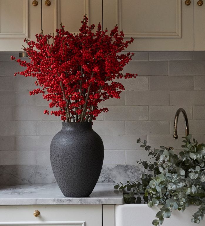 20 Stems of Elf Red Ilex in Large Mayfair Onyx Vase