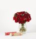Charbonnel et Walker Gold Christmas Crackers with The Rose Super Bouquet - Red Berry